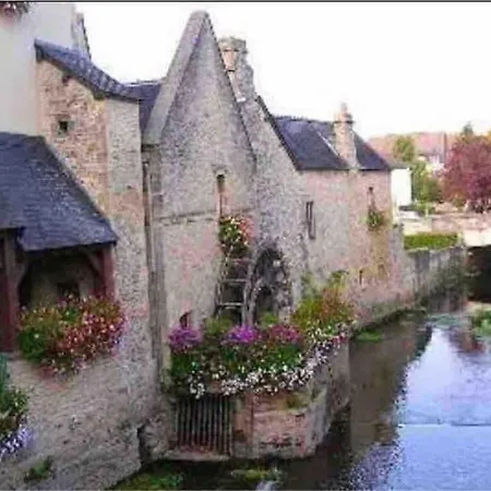 Le Petit Coligny Байе