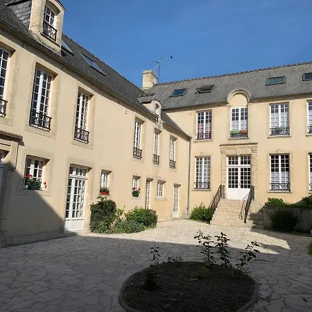 Le Petit Coligny *